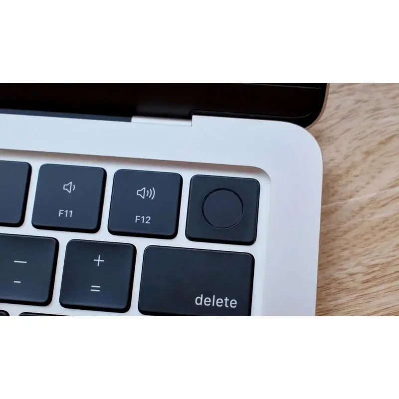 لپ تاپ 13.6 اینچی اپل مدل MacBook Air MW0W3 2025 LLA-M4-16GB RAM-256GB SSD